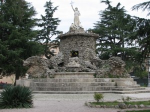 Statua della Dea Feronia a Cisterna di Latina